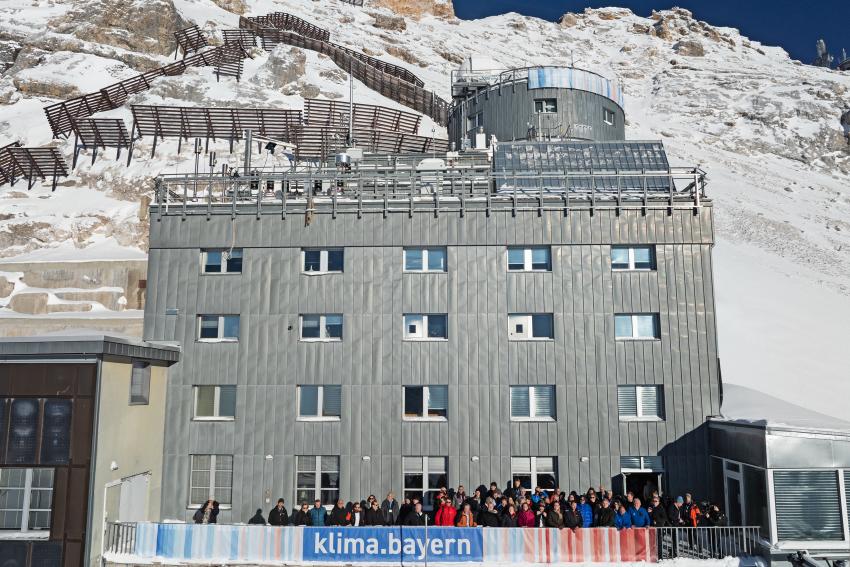 Gruppenfoto am Schneefernerhaus.