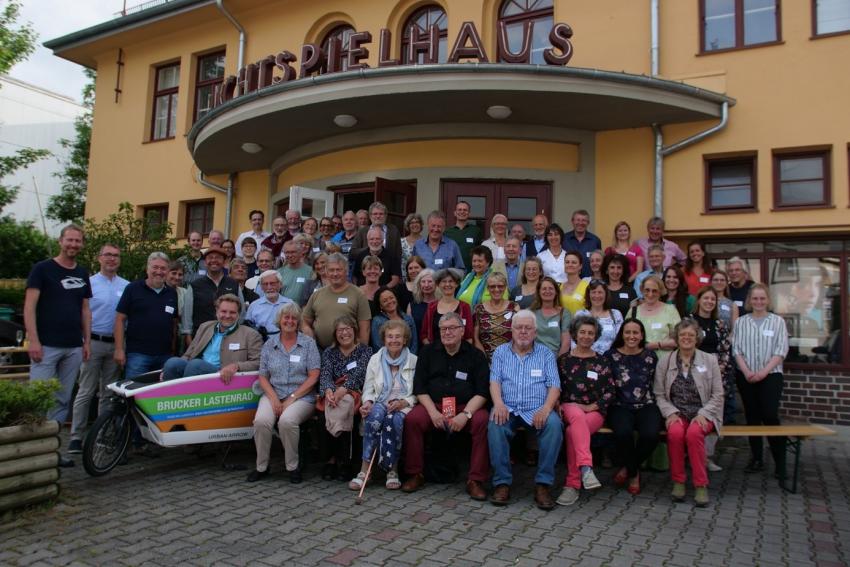 Gruppenbild anlässlich des 25-jährigen Jubiläums