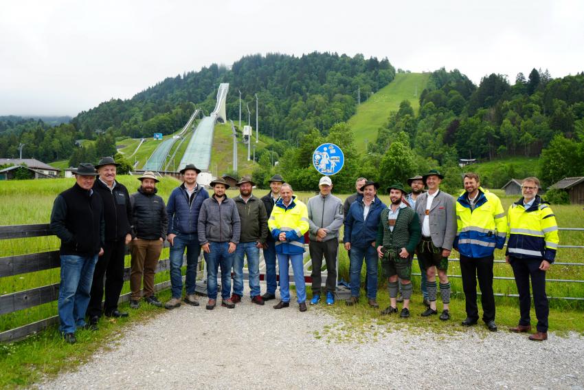 Bild vergrössert sich per Mausklick - >Termin - Einweihung der Hochwasserschutzmaßnahmen an Kanker und Partnach