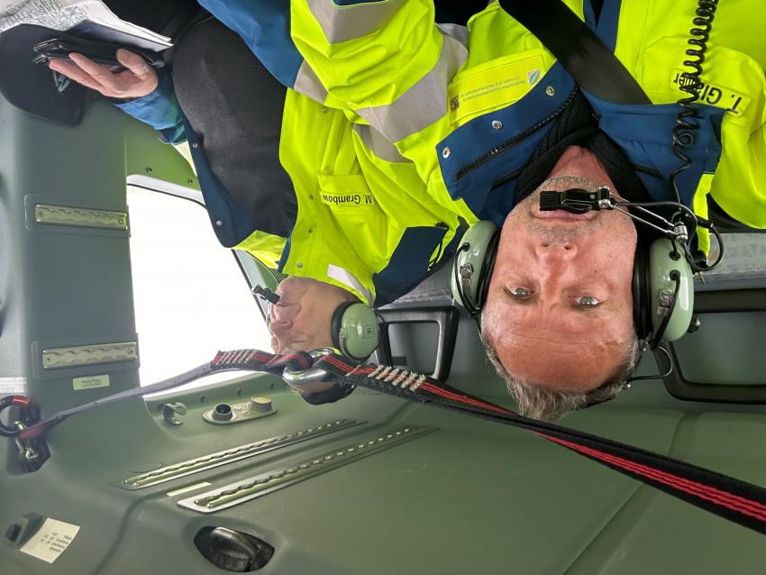 Minister Glauber im Helikopter über dem Hochwasser