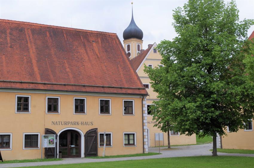 Außenansicht Quelle Naturparkhaus